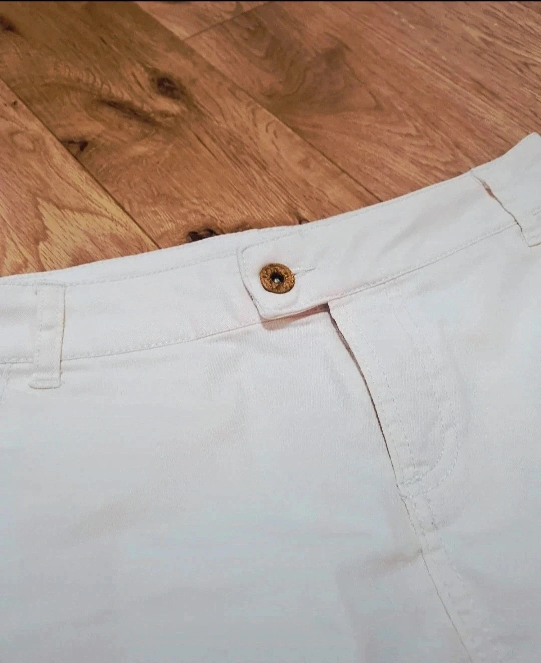 Mini falda blanca acolchada T36 elegante y de moda – photo 3